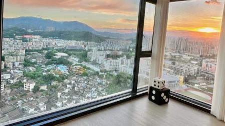 杭州秋日栖居指南：一封阳台，藏尽江南温柔与生活暖意