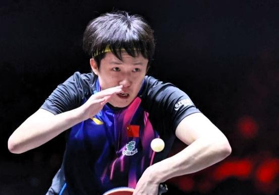 王楚钦：再也不会身兼三项了
王楚钦4：0横扫F.勒布伦，获得最有分量的男单冠军。