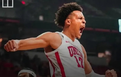 据粤媒透露，广东宏远非常中意2米08混血内线大卫-穆卡，穆卡臂展达到惊人的2米2