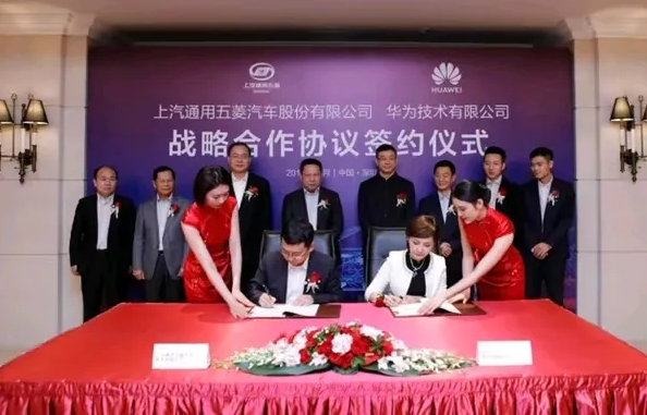 看到赛力斯从商用车厂蜕变成国际品牌，江淮货车转身挑战迈巴赫，突然懂了华为不造车背