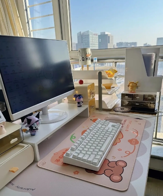 这下好了，上班的不上班的都沉默了，

一女子愿意每天支付上百元的通勤费用，没想到