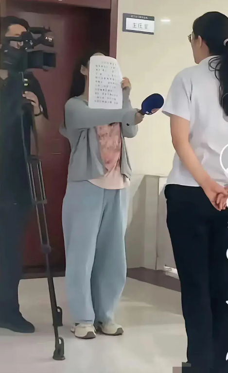 原来新闻是这样采访出来的。