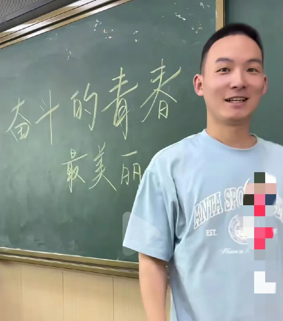 谢浩男又被夸啦！
不是因为他人长得帅气，也不是因为他声音好听，更不是因为他在重