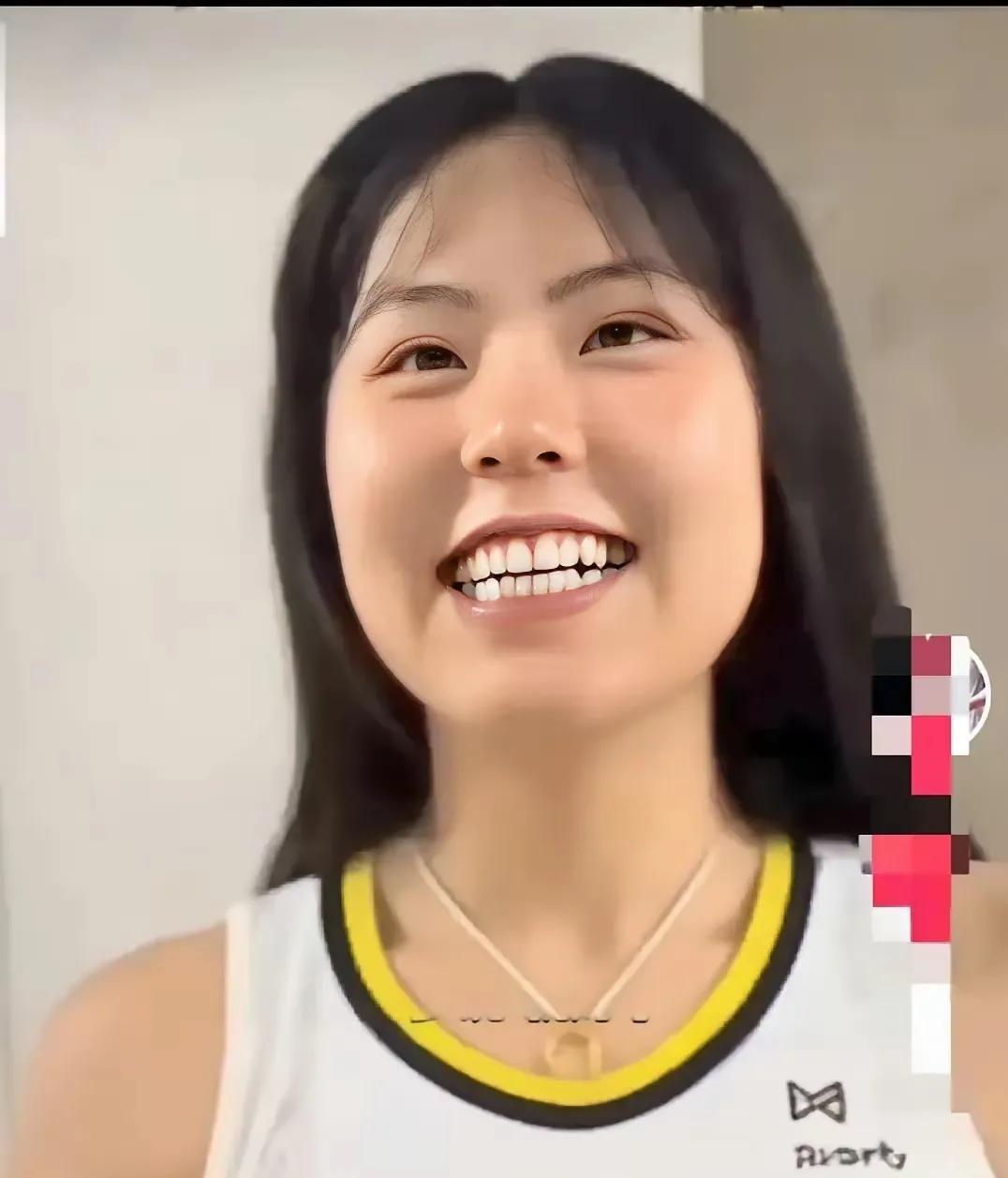 李月汝教你学英语！能学好吗？
杨瀚森到了美国，李月汝竟然说看了他三场比赛！
觉得
