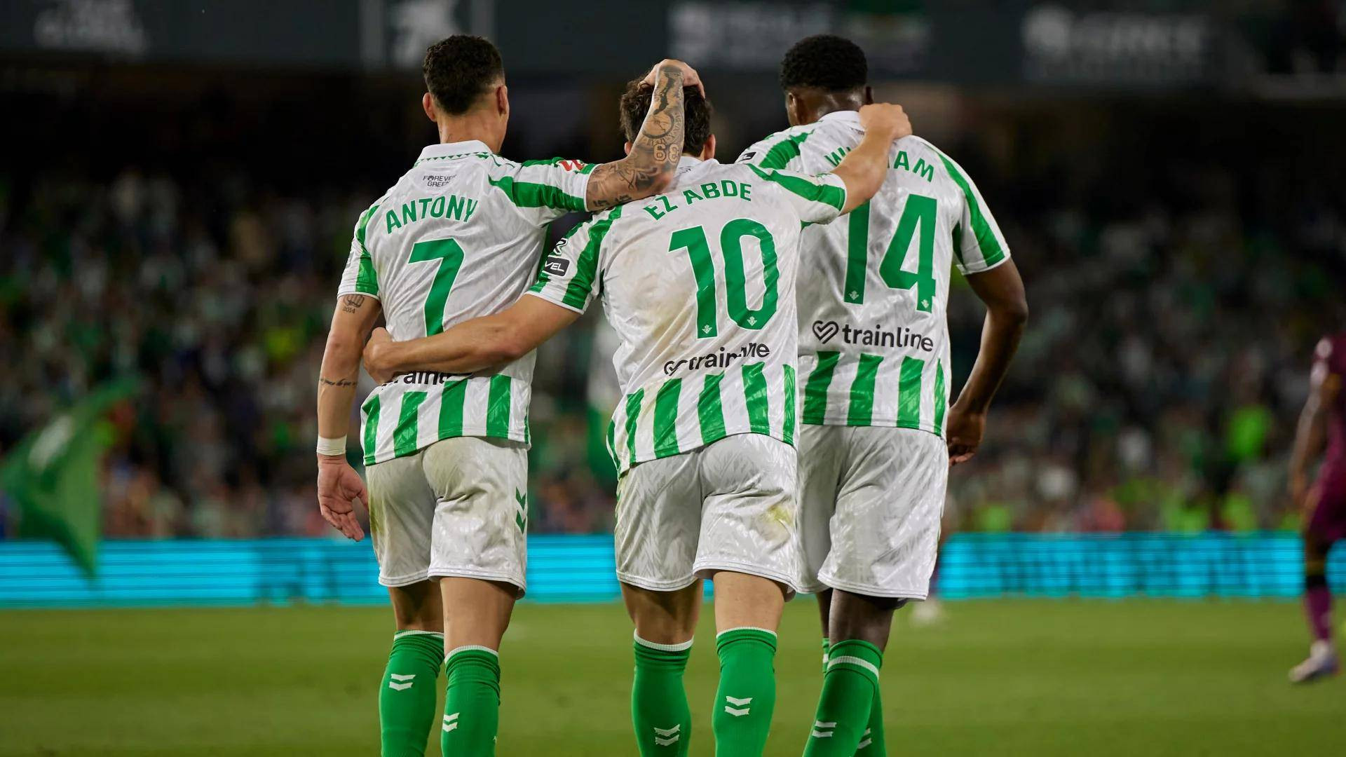 五大联赛12.15期：黑色星期一如何三场反向爆冷收割“主任”？