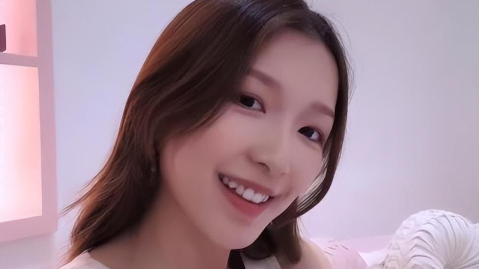 郭嘉文开美甲新店