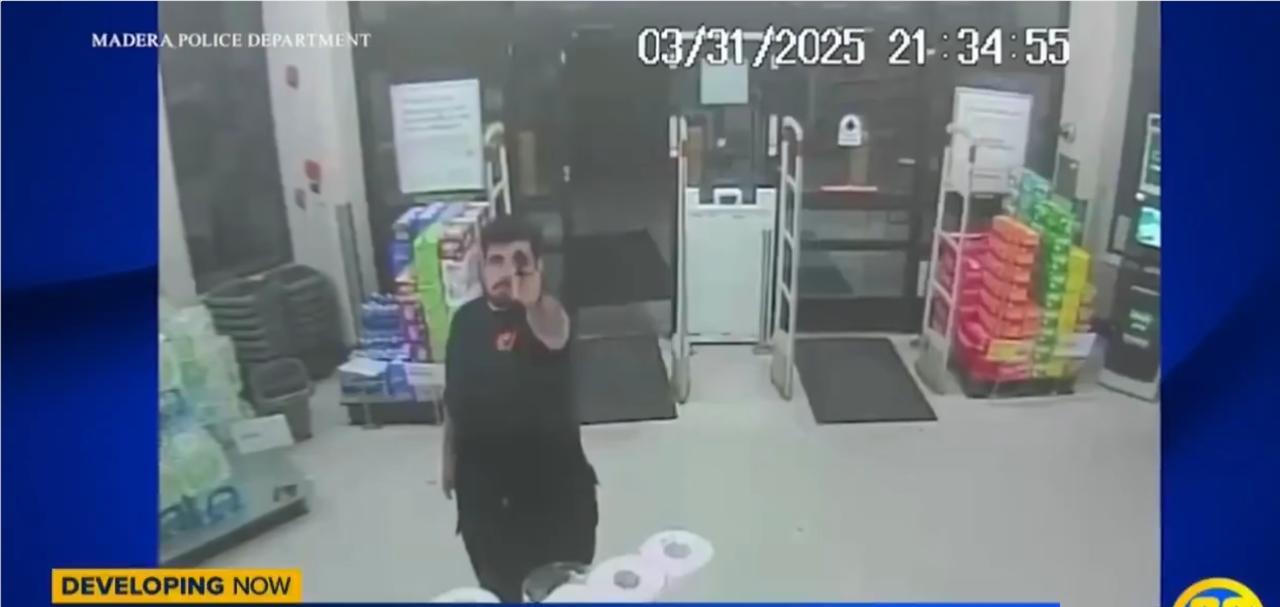 美国人又和当地连锁药店杠上了？
一名男子持qiang走进美国加利福尼亚州马德拉的