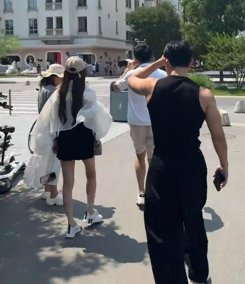 太逗了
应该不是真的吧？！有在阿那亚买房的友友们吗？北岸六期真的进水了吗？！汪小