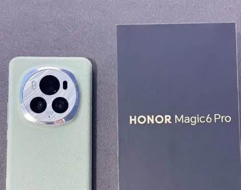荣耀Magic6Pro采用自研鸿燕卫星通信技术，搜星速度仅21秒（比华为Mate