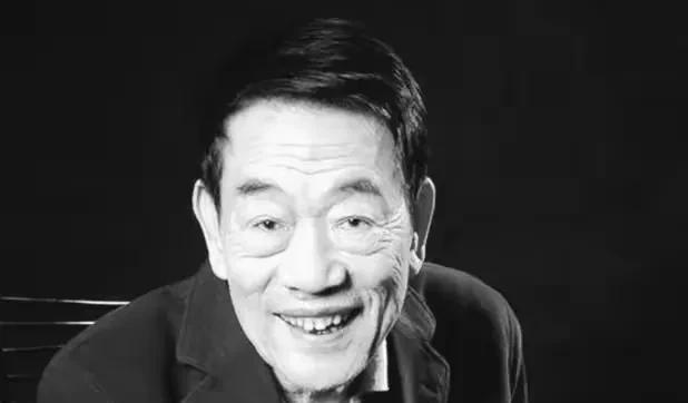 7月9日，杨少华在家午休时辞世，生前状态良好，去世时安详无痛苦。
老爷子这辈子活