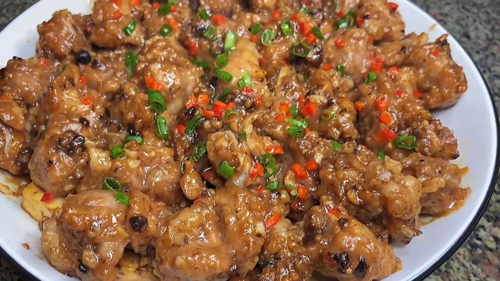 蒸一蒸，又香又嫩，这个菜我家每周都要做一次，全家爱吃