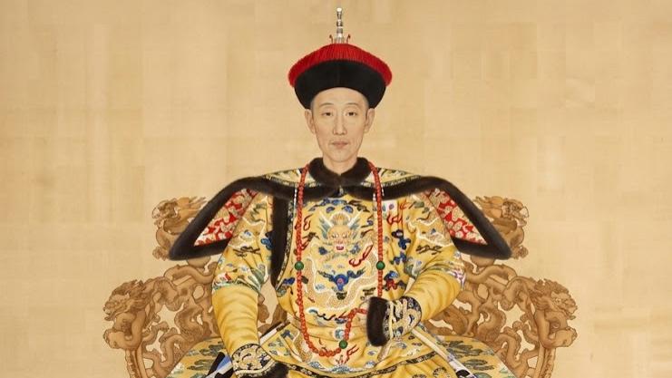 乾隆躲进密室写下127个错，那碗豆腐羹馊了58年，真相太狠