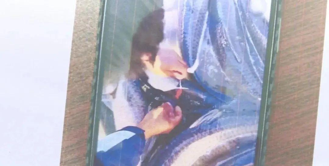 【钓一条鱼最高奖30万？这5人把“钓场”开成“赌场”】
“单次钓鱼5小时入场费1