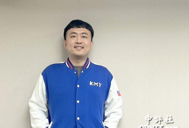 馆长上海直播破记录，国民党青年：对民进党很伤
台湾网红“馆长”陈之汉10日启程前