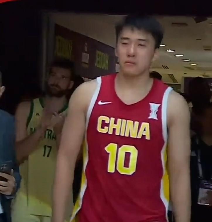 王俊杰和赵维伦开了个好头！中国篮球留洋球员人数大幅增加，将来称霸亚洲会成为常态！