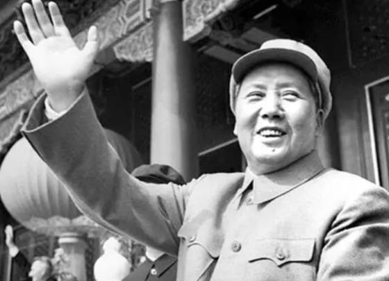 毛泽东去世前为何有“三怕”？
毛泽东作为中国革命的领导者，一直被视为不可战胜的象