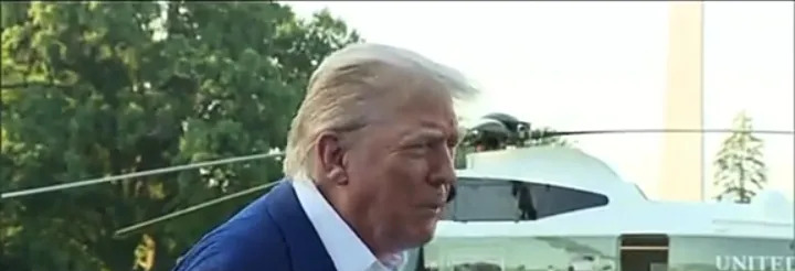 特朗普：都别打了











美国那个老大，特朗普，他现在气得不行。之