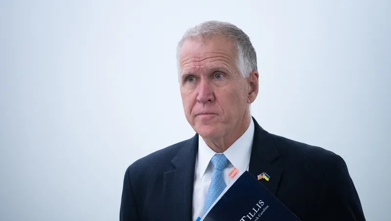 特朗普怒了 共和党参议员要倒霉











嘿，你听说了吗？美国政坛炸