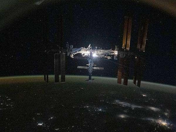 国际空间站以前泄露舱段再次泄漏！
Space的Ax-4任务乘组被无限期推迟！
6
