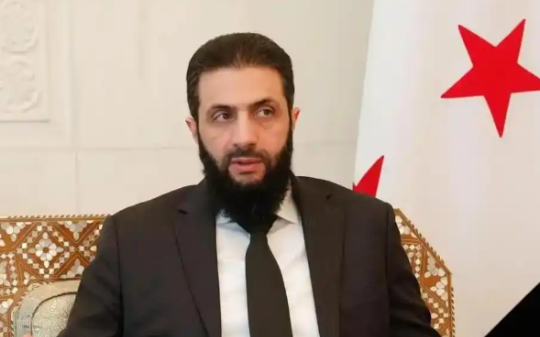 叙利亚局势风云突变：美俄罕见联手施压沙姆解放组织，朱拉尼还能往哪逃？