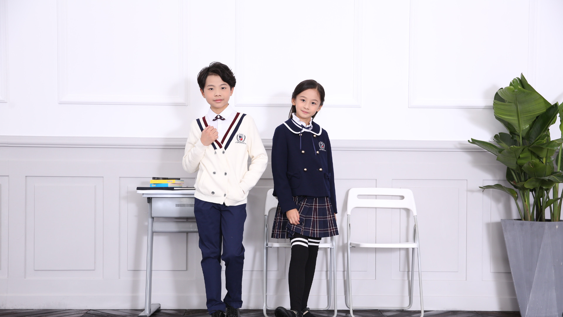 夏季校服怎么选？青叶子校服厂家专业解答！​