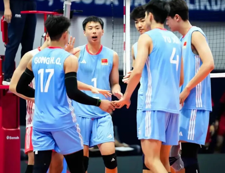 中国男排的小伙子们太争气了，U19男排世锦赛3 :0横扫日本男排取得了赛会的开门