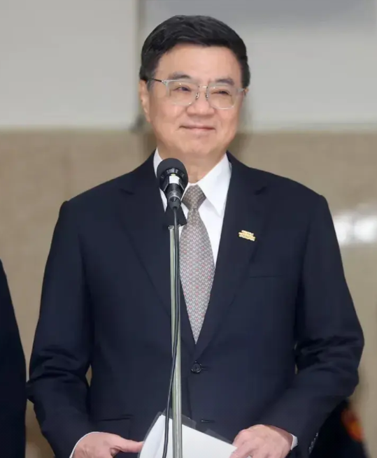 民进党当局不但搞台独活动，人心也很毒辣，从他们的做事风格中就可以看到，凡是对他们