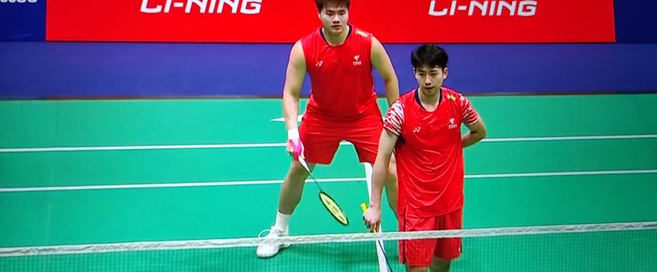 李宁香港羽毛球超级500公开赛男双决赛，王昶/梁伟铿对阵印度兰基雷迪/谢提组合。