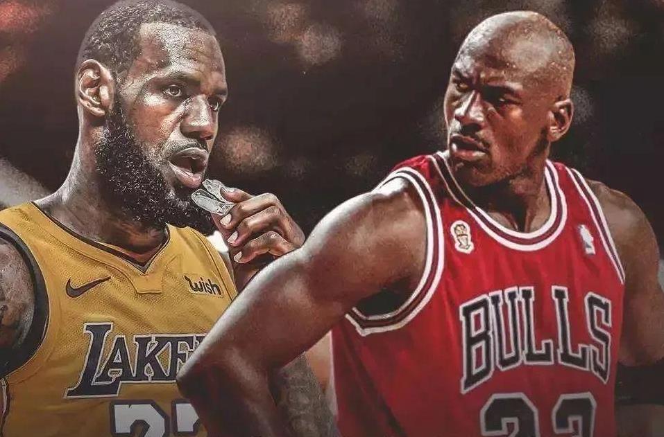 詹姆斯继续征战NBA，原因有三！
1、从金钱方面，合同中他有2025年赛季540