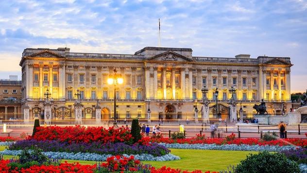 为何英国王室成员如此不喜欢白金汉宫？