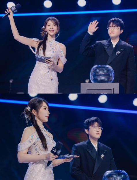 这次选择的旗袍是落地的礼服款，因为背景比较黑，还是浅色的衣服比较合适！ ​​​