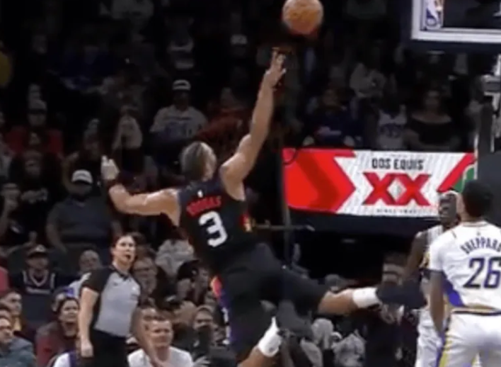 NBA常规赛，太阳主场133-98战胜步行者。
狄龙-布鲁克斯首发登场28分钟，