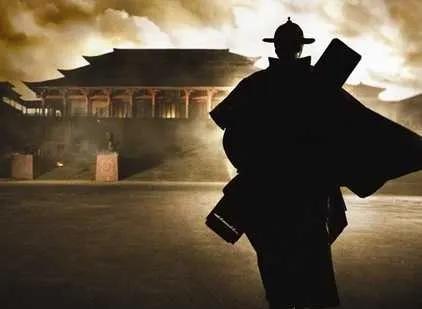 锦衣卫由朱元璋建立，他们的最后出场是随南明永历帝流落缅甸，在“咒水之难”中为保护