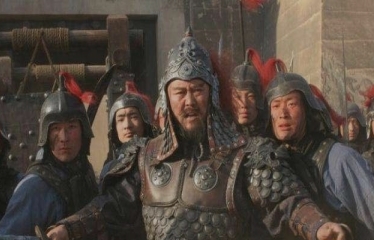 公元1402年，铁铉的耳朵被朱棣割了下来，并且扔到锅里煮熟喂回了铁铉的嘴巴里！只