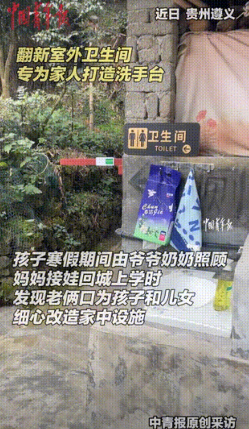 高考结束，本该儿子轻松等待母亲来接，可如今，这位威猛的少年悠然抱着鲜花礼品，母亲