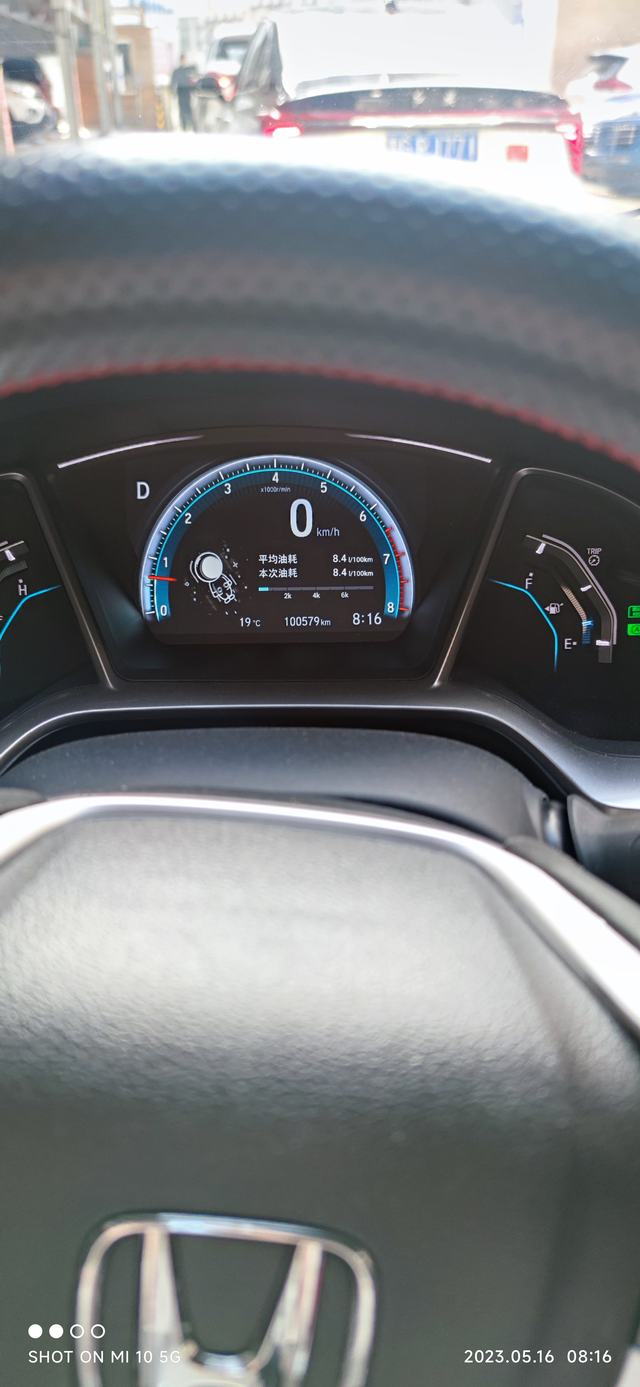 十代思域油耗越来越高了
开了有10万公里，最近油耗越来越高了，以前油耗是一直是7
