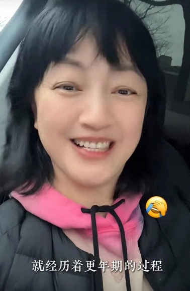 罗海琼自爆正经历更年期！51岁又热又燥爱怼人，喝凉水都发胖