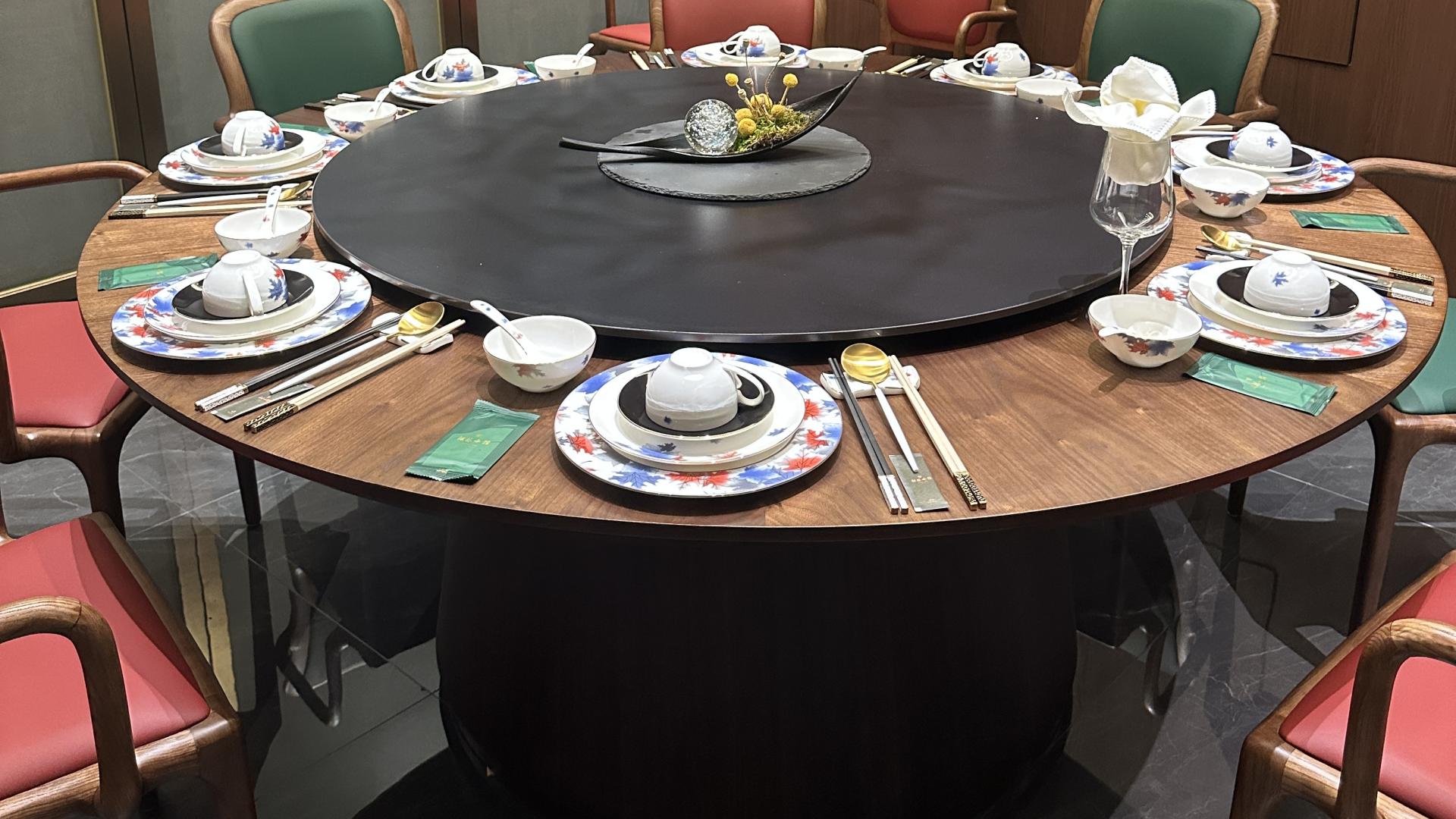 解析电动餐桌价格高于普通餐桌的原因