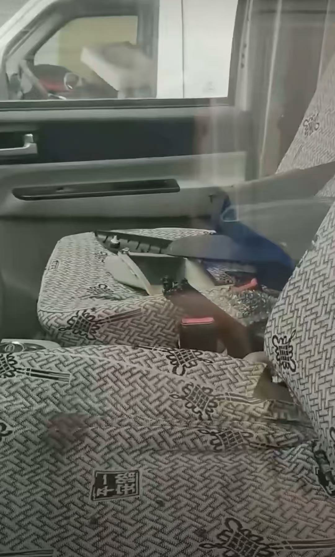 这手刹到底是经历了什么？