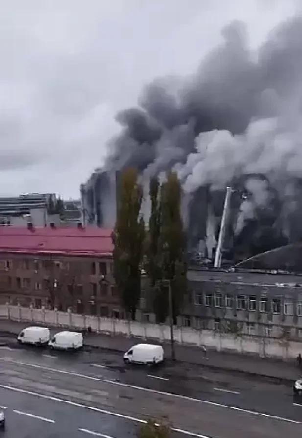 俄罗斯牛啊！对乌克兰又一次精确打击，这次乌克兰很难回血了吧！
10月24日晚俄罗