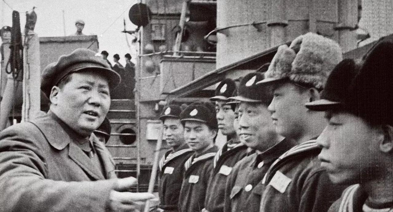 1952年，当岳飞的后代找到毛主席想找毛主席讨一份差事。毛主席回了八个字，尽显伟