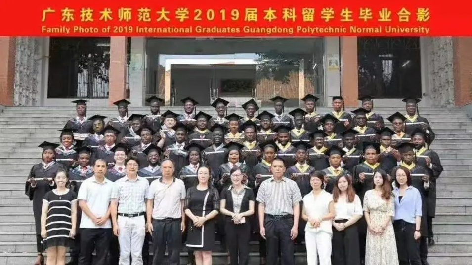竟然还可以看到有白的。