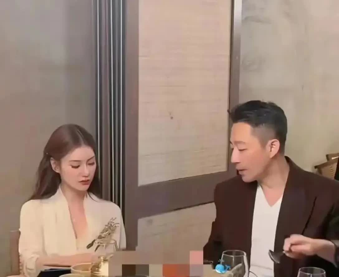 旺小菲的现任老婆，马筱梅，和大S一样中国福建台湾村的人，只是感觉旺小菲和大S的在