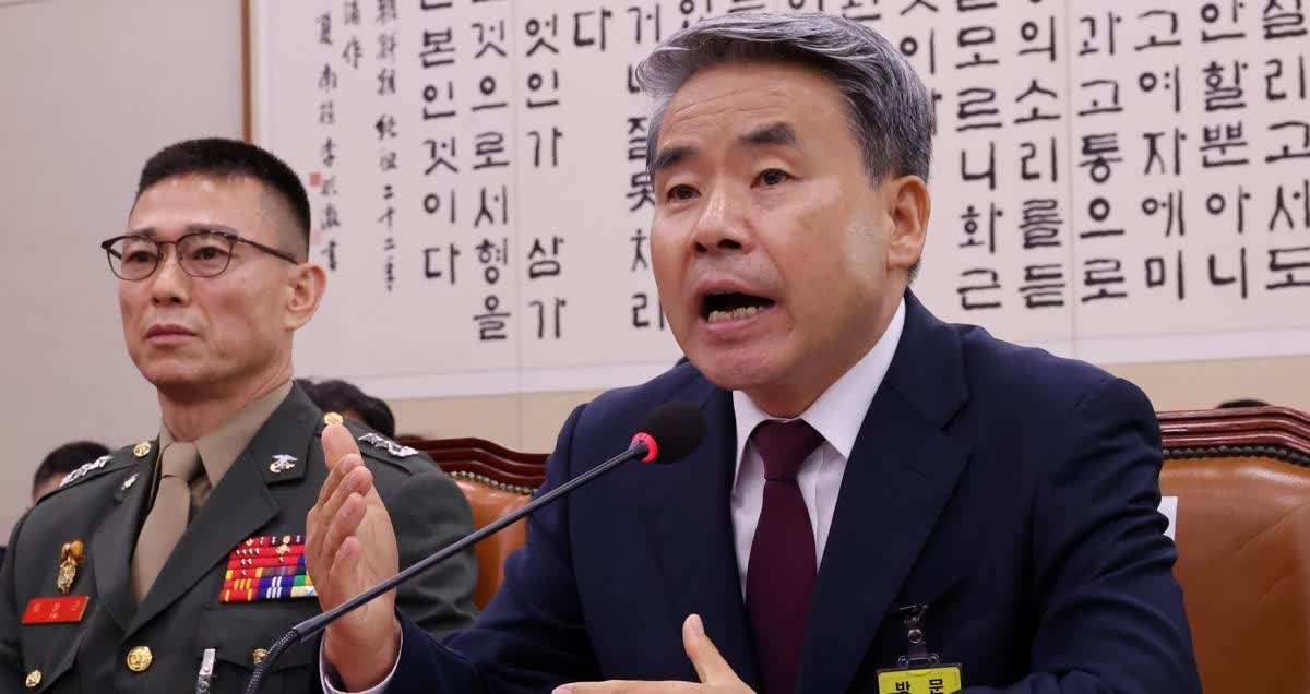 韩国媒体消息，韩国前国防部长李钟燮承认，2023 年 7 月 31 日曾接到来自