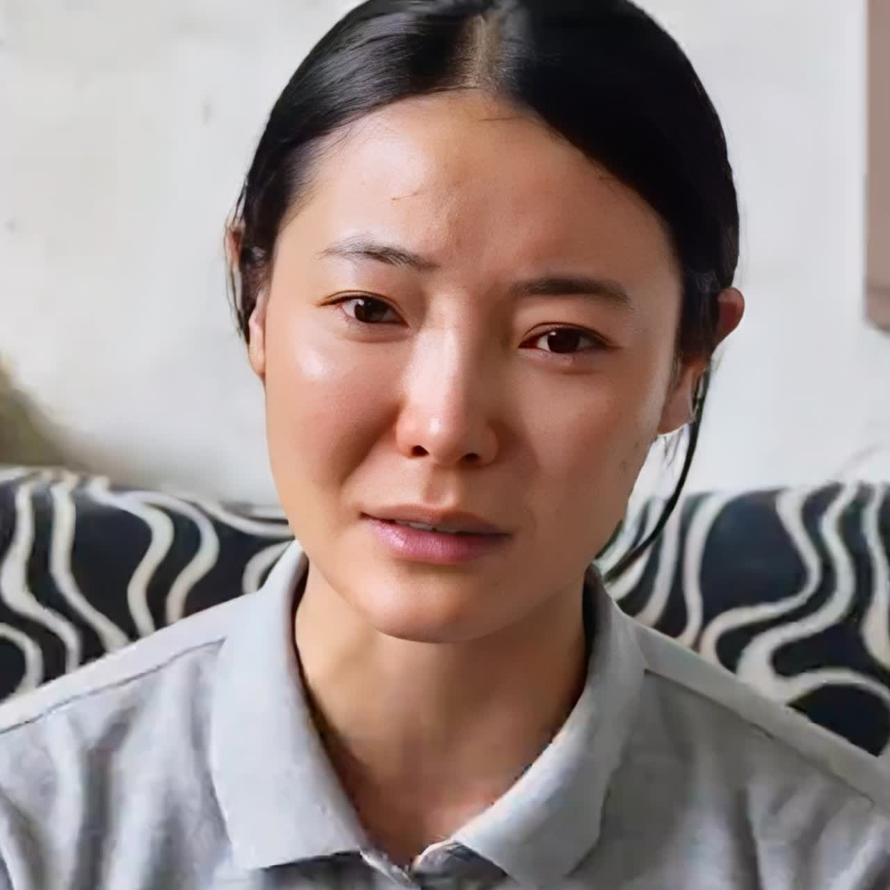 李富贵哭了，600多万粉丝的李富贵爆红网络后生活被众多学习短视频的粉丝打乱，怕别