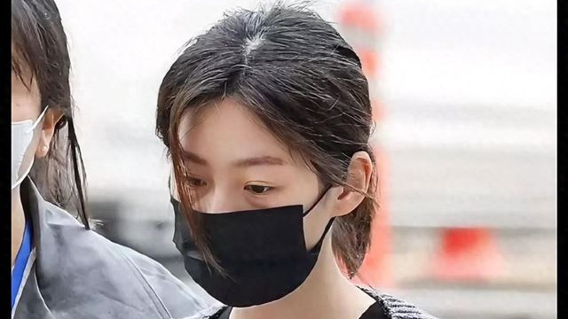 金赛纶最后一次公开露面，白发憔悴照曝光，被金秀贤催还债7亿！