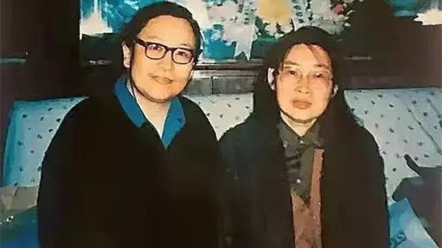 李讷晚年聊到同父异母的姐姐李敏，坦言：当年她经常偷偷给我塞钱