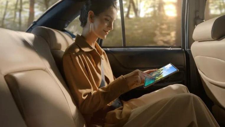 华为发布新款鸿蒙旗舰平板电脑，鸿蒙旗舰平板进入生产力主战场