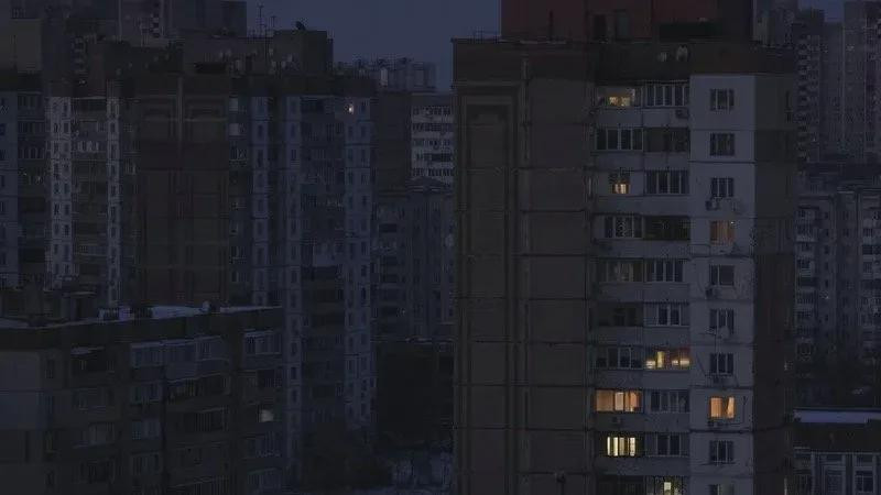 俄罗斯发动大规模空袭，哈尔科夫关键能源设施全部报废，80%地区断电断水