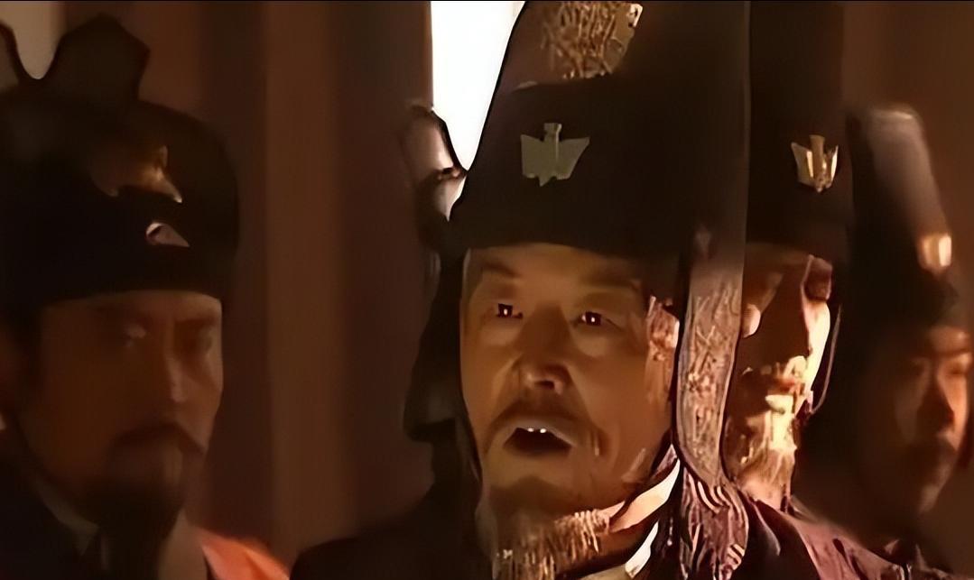 武德九年（626年），秦王李世民与太子李建成矛盾加剧。六月，李建成向唐高祖李渊进